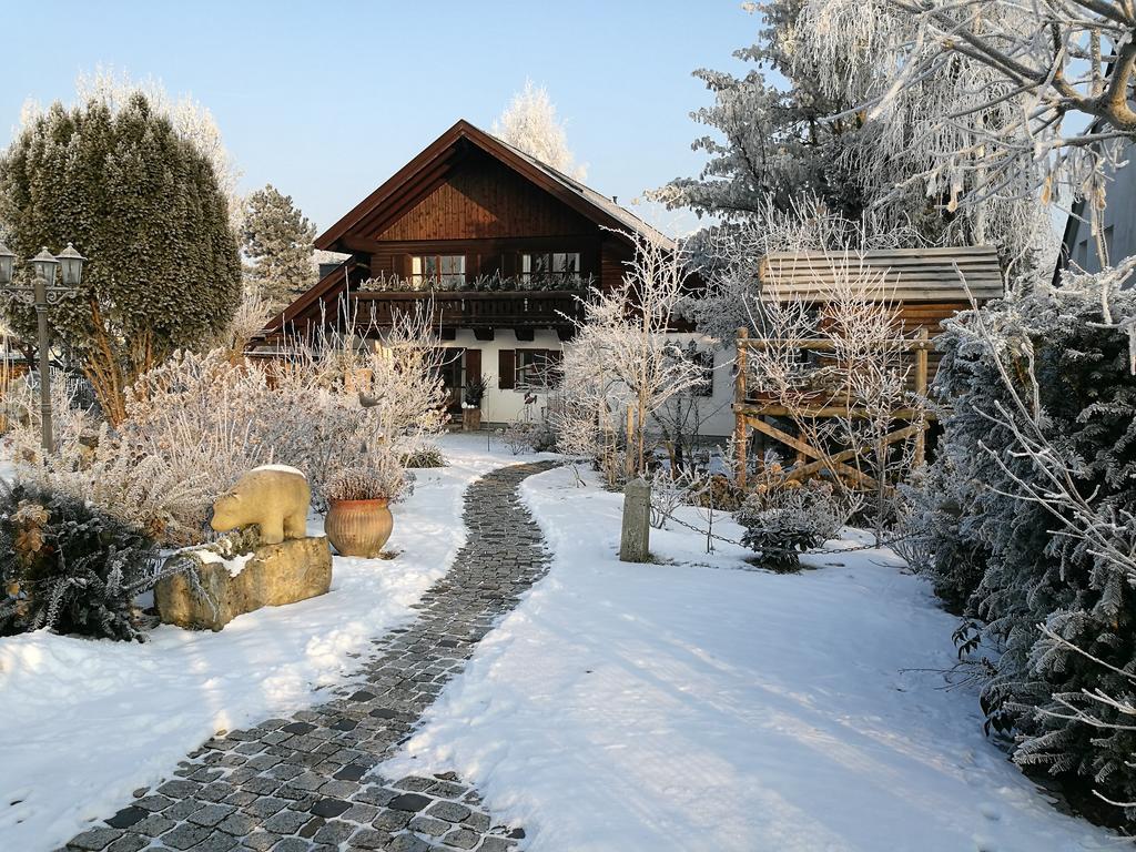 Apartment Haus Merlin Am Boeckelsberg Weimar  Zewnętrze zdjęcie